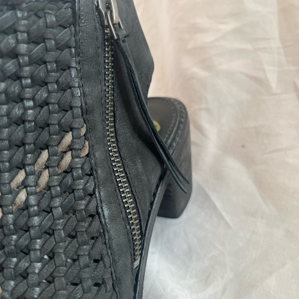 Sam Edelman Black and Brown Leather Woven Block Heel the Cooper - Picture 6 of 10